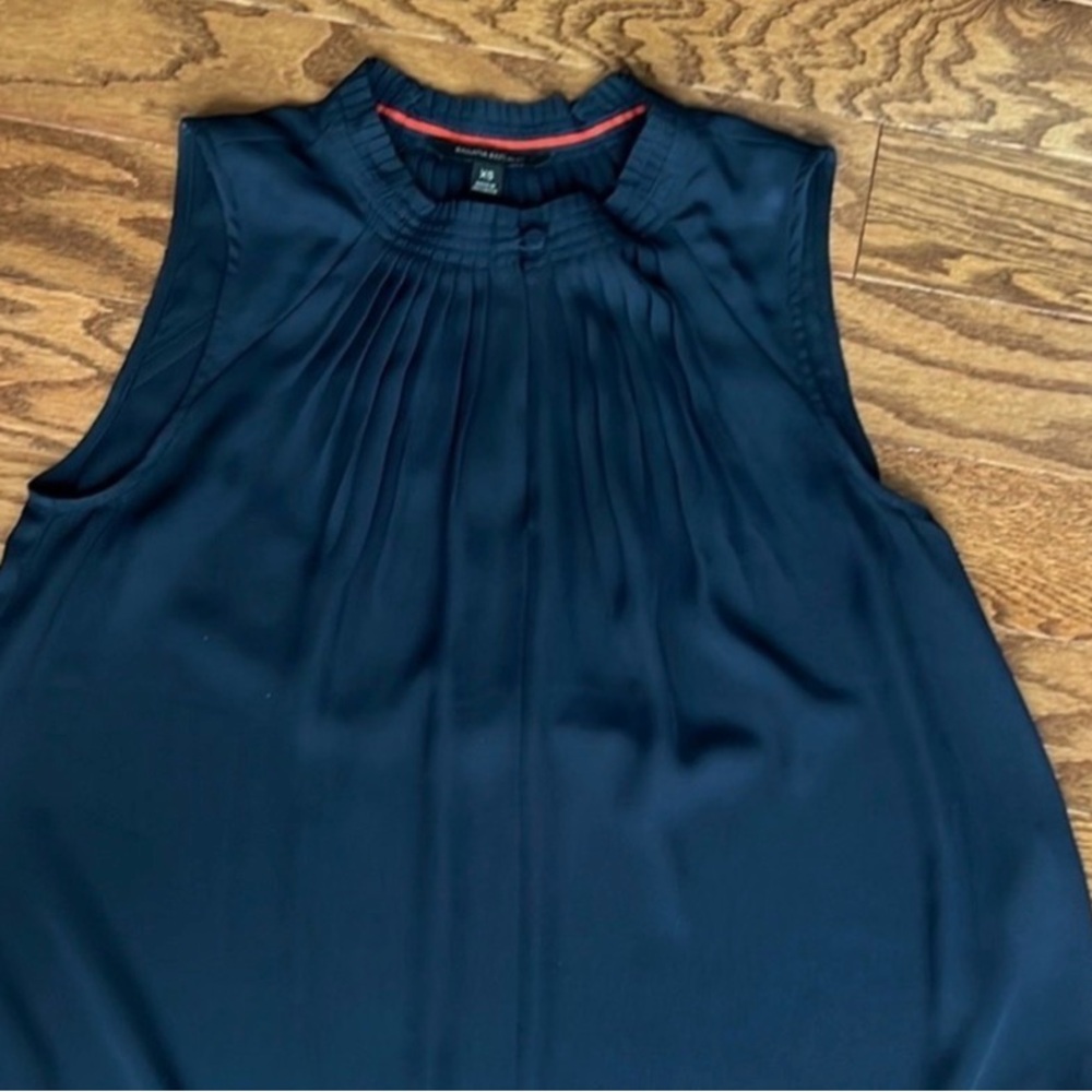 Banana Republic Navy Blue Sleeveless Top Size XS